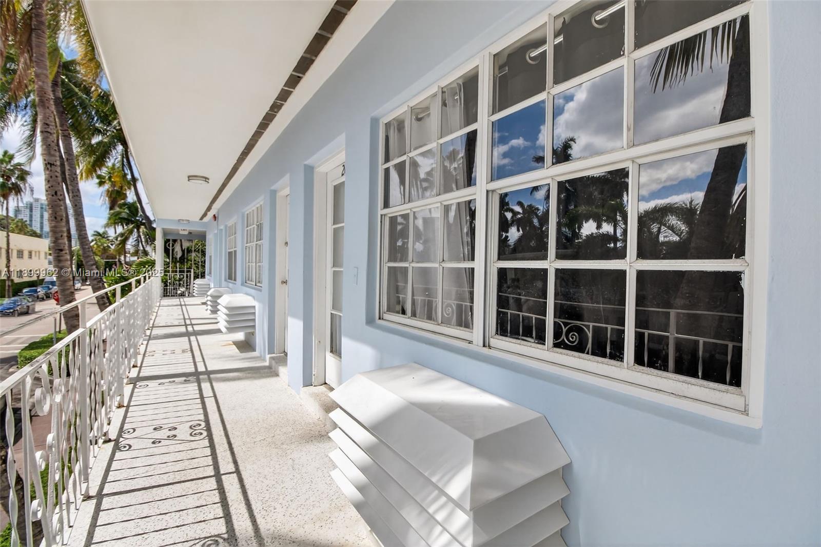 EIGHT PALMS CONDO - Residential
