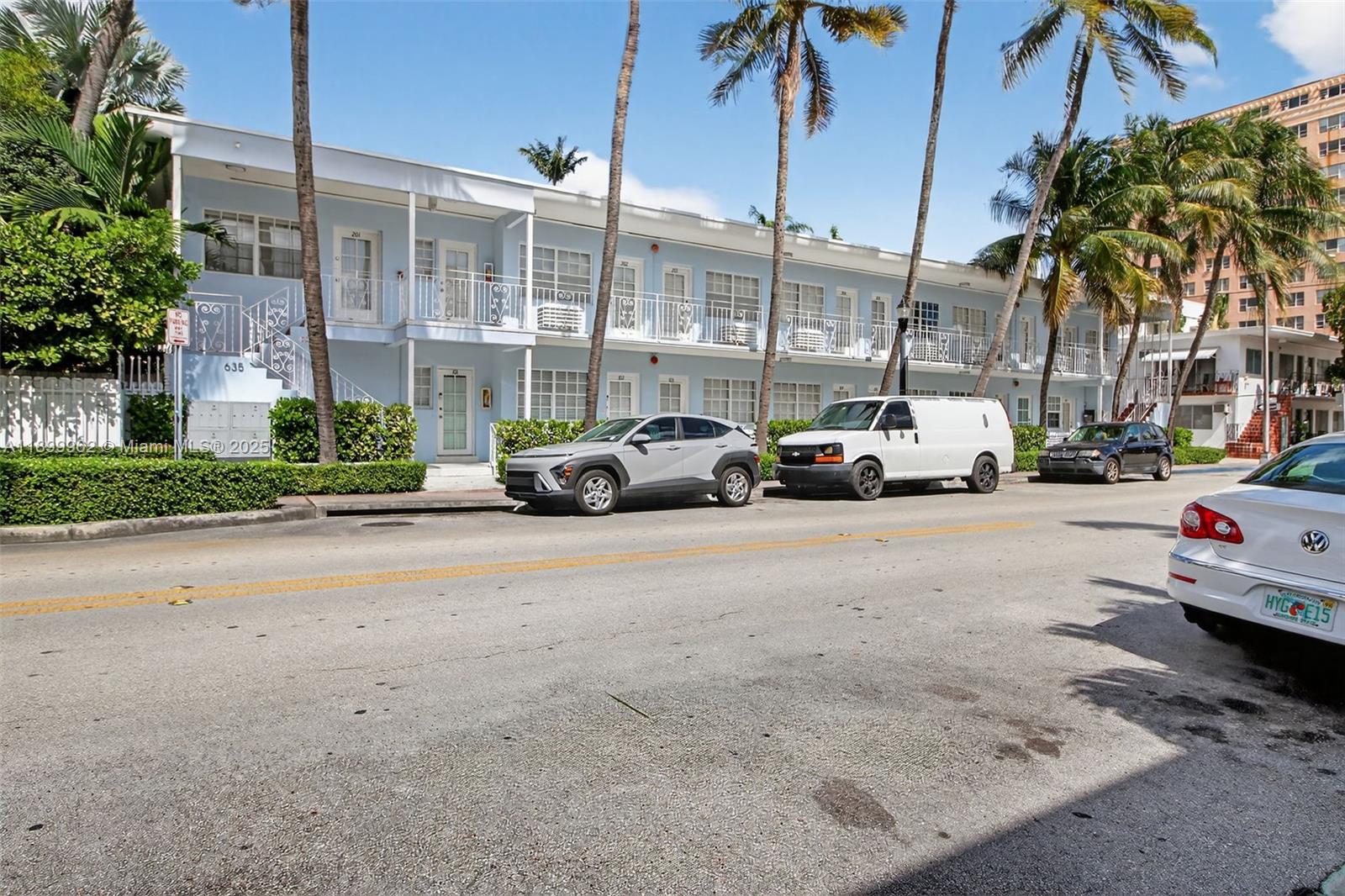 EIGHT PALMS CONDO - Residential