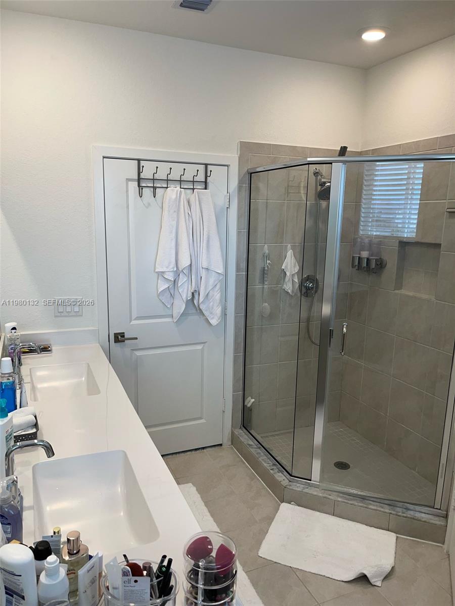 PALMS AT BELLA VISTA - Residential Lease