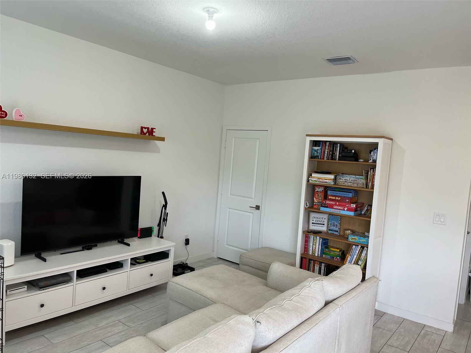 PALMS AT BELLA VISTA - Residential Lease