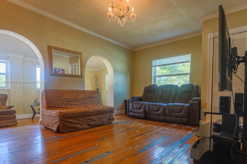 BRADLEY HEIGHTS - Residential