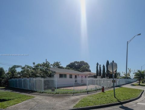 Photo of 3495 W 2nd Ave, Hialeah, FL 33012 (MLS # A11894785) Photo of 3495 W 2nd Ave, Hialeah, FL 33012 (MLS # A11894785)