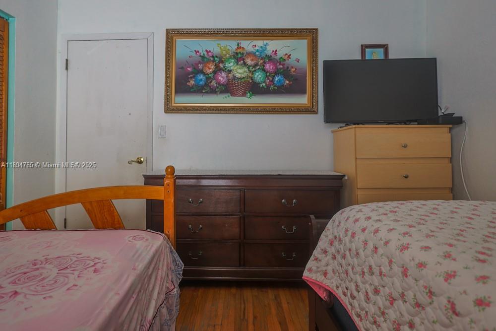 BRADLEY HEIGHTS - Residential