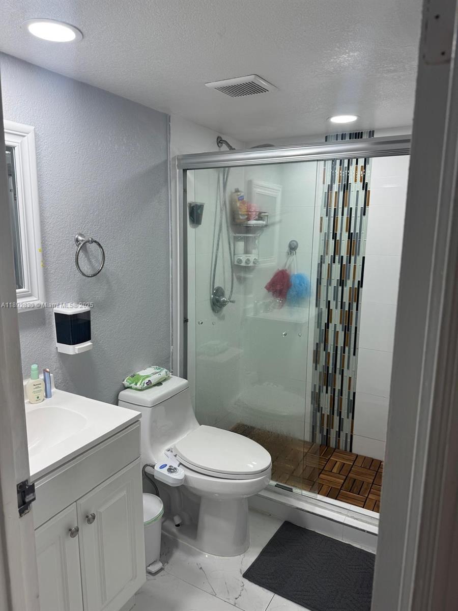 HEATHGATE - Residential Lease