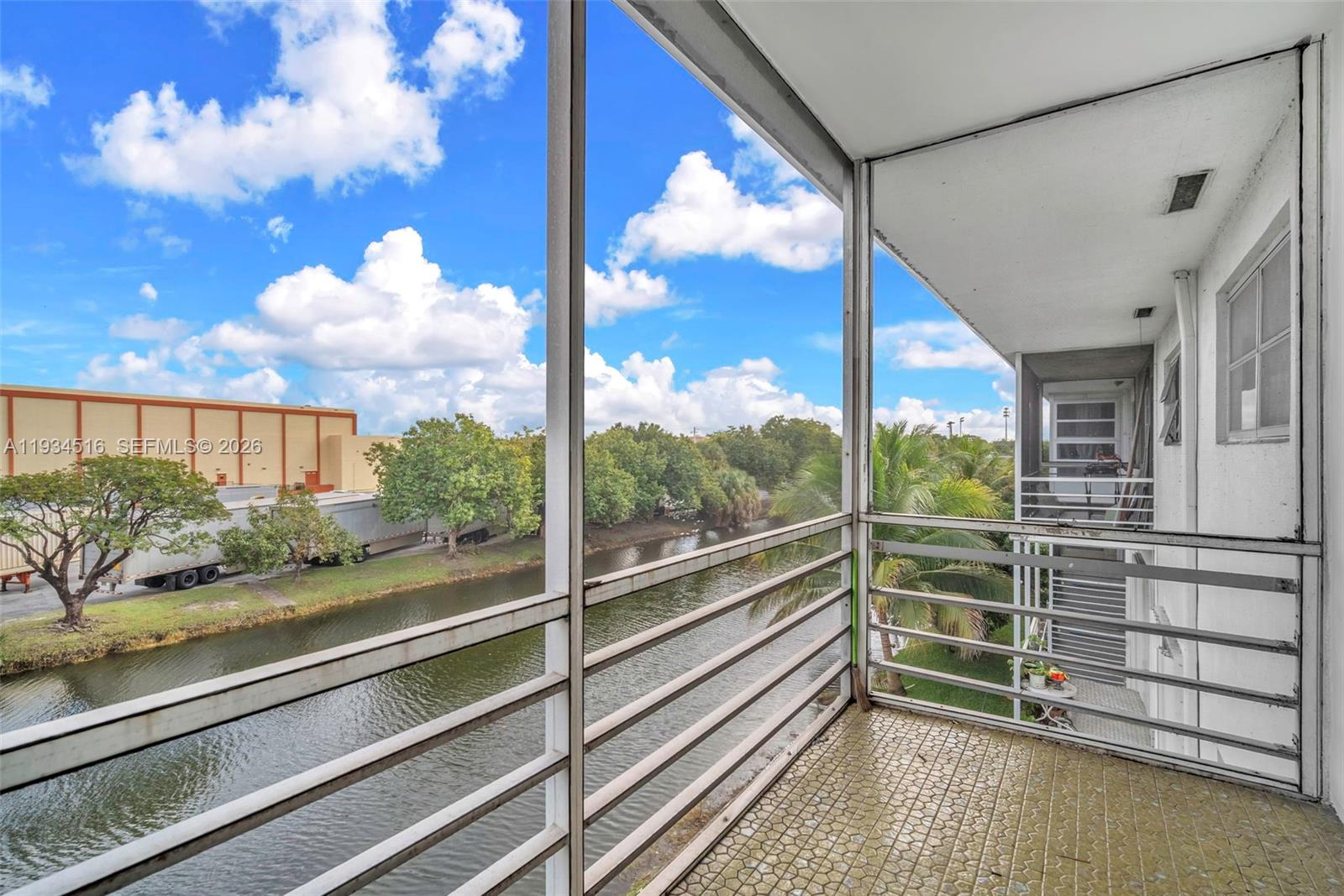 PARK SOUTH TEN INC CONDO - Residential