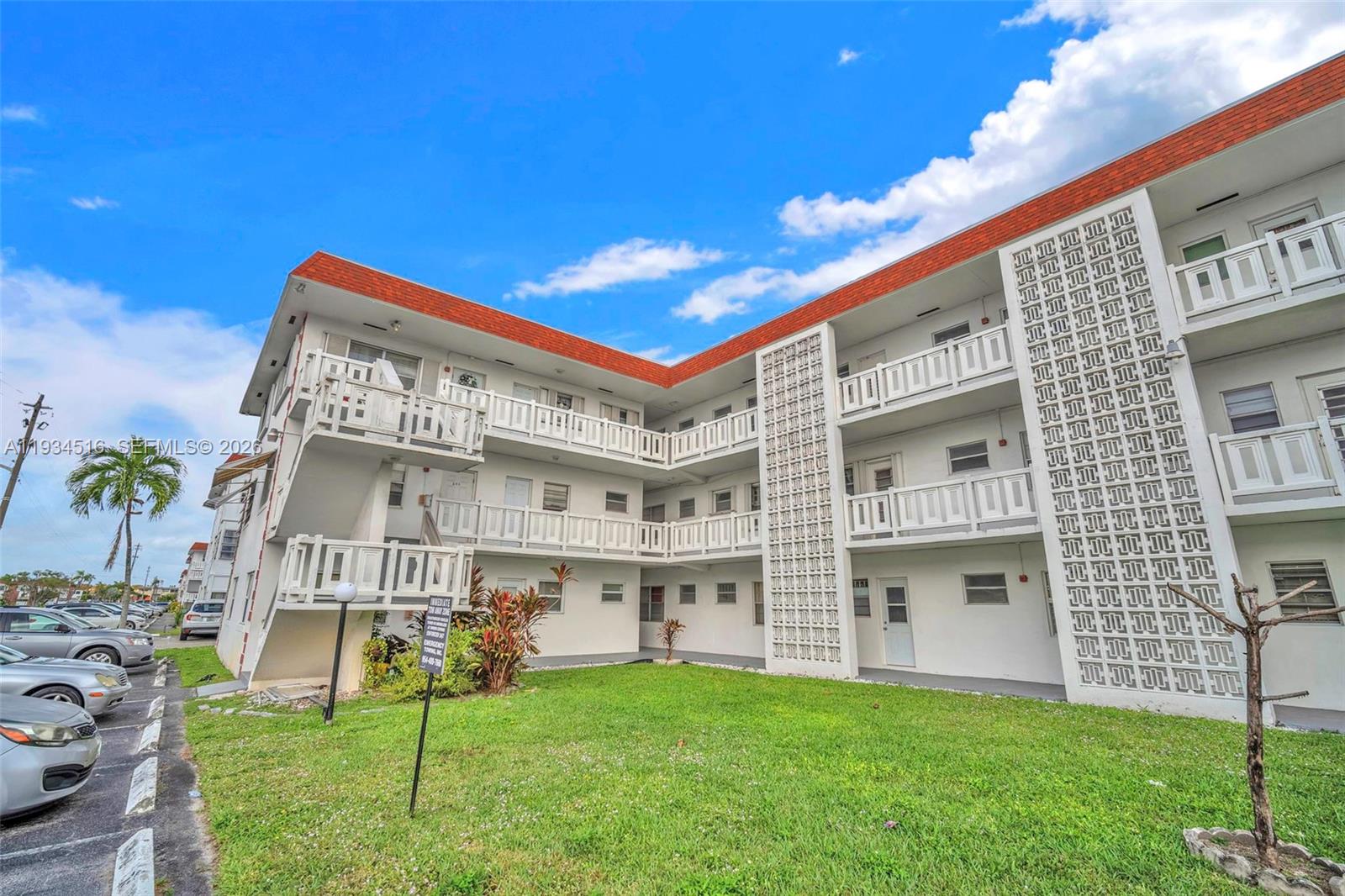 PARK SOUTH TEN INC CONDO - Residential