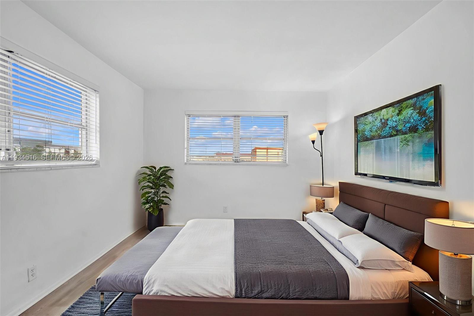 PARK SOUTH TEN INC CONDO - Residential