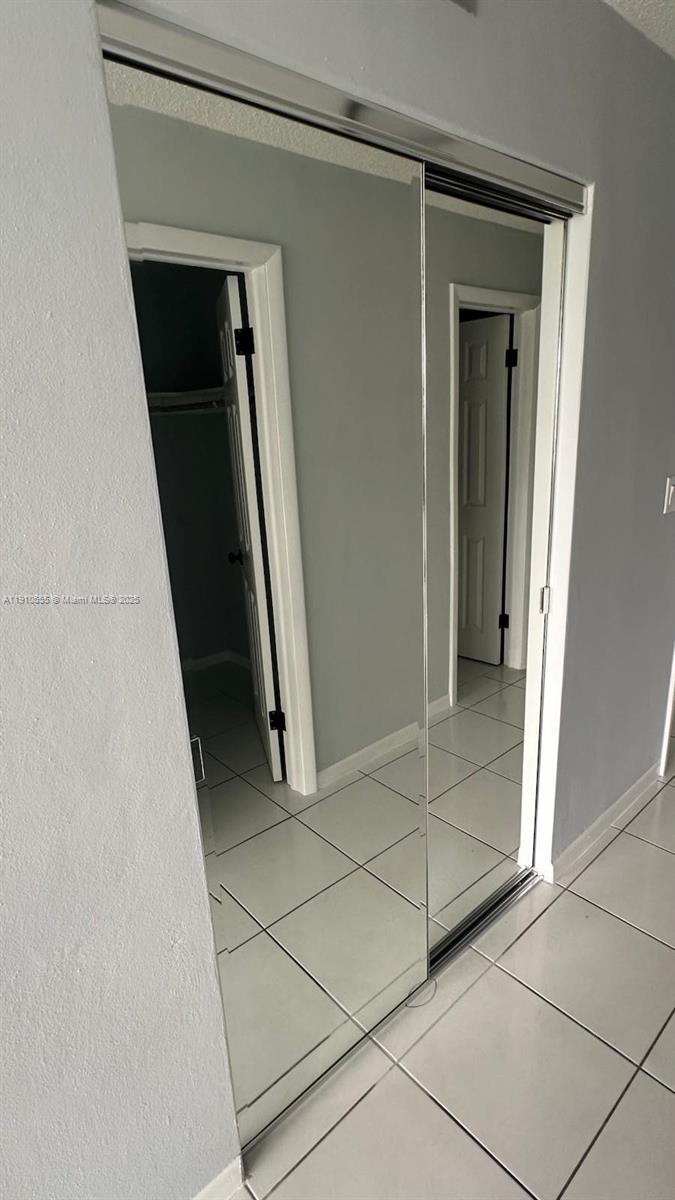 ROLLING GREEN CONDO A - Residential Lease