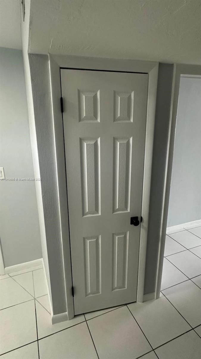 ROLLING GREEN CONDO A - Residential Lease