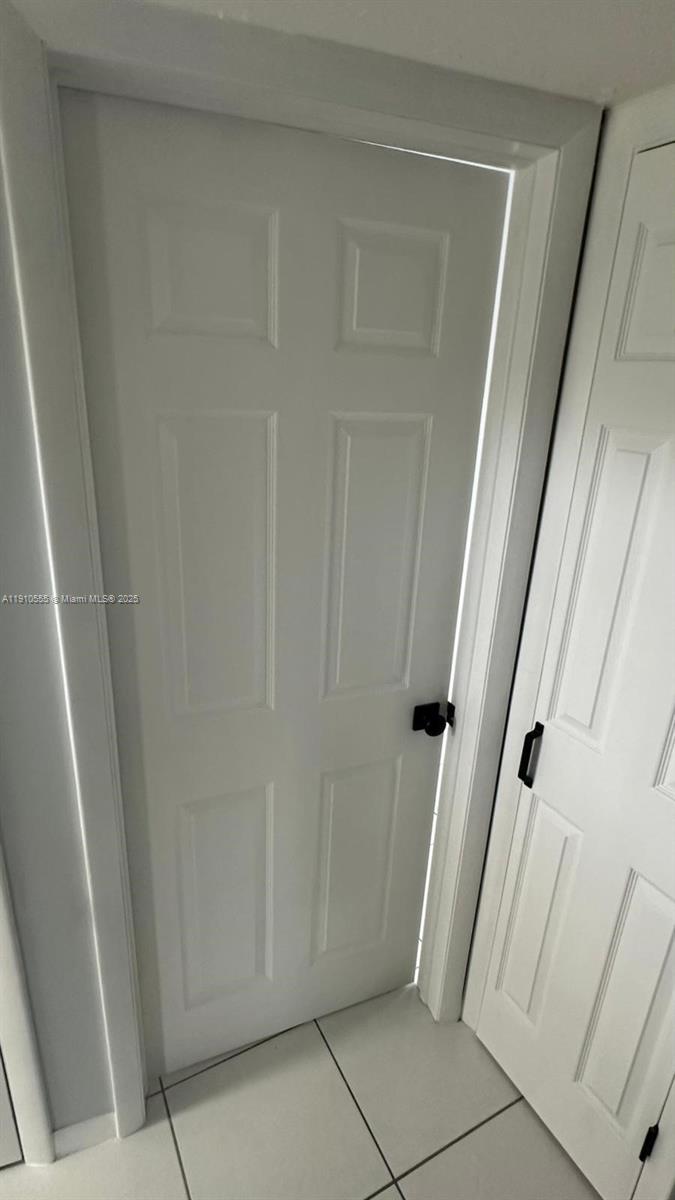 ROLLING GREEN CONDO A - Residential Lease