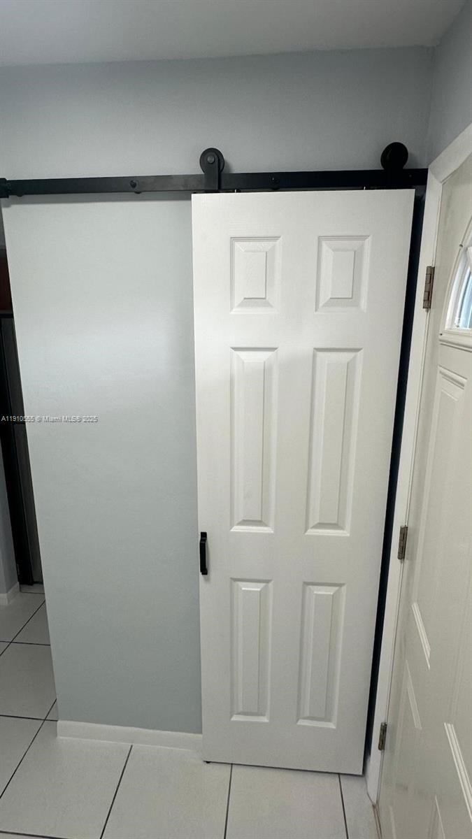 ROLLING GREEN CONDO A - Residential Lease