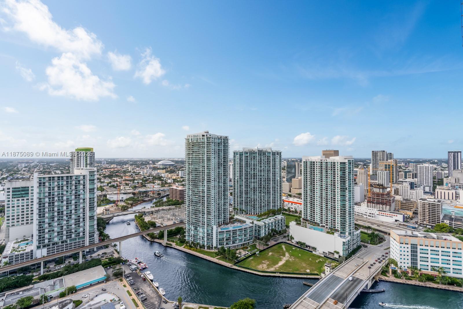 REACH CONDO - Residential Lease