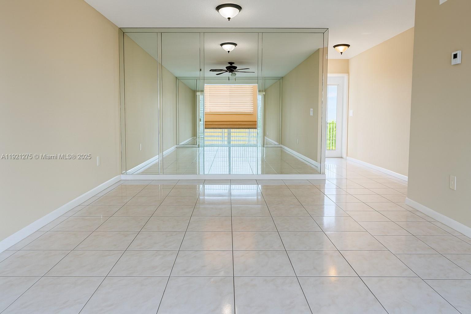 BROOKFIELD SQUARE CONDO - Residential Lease