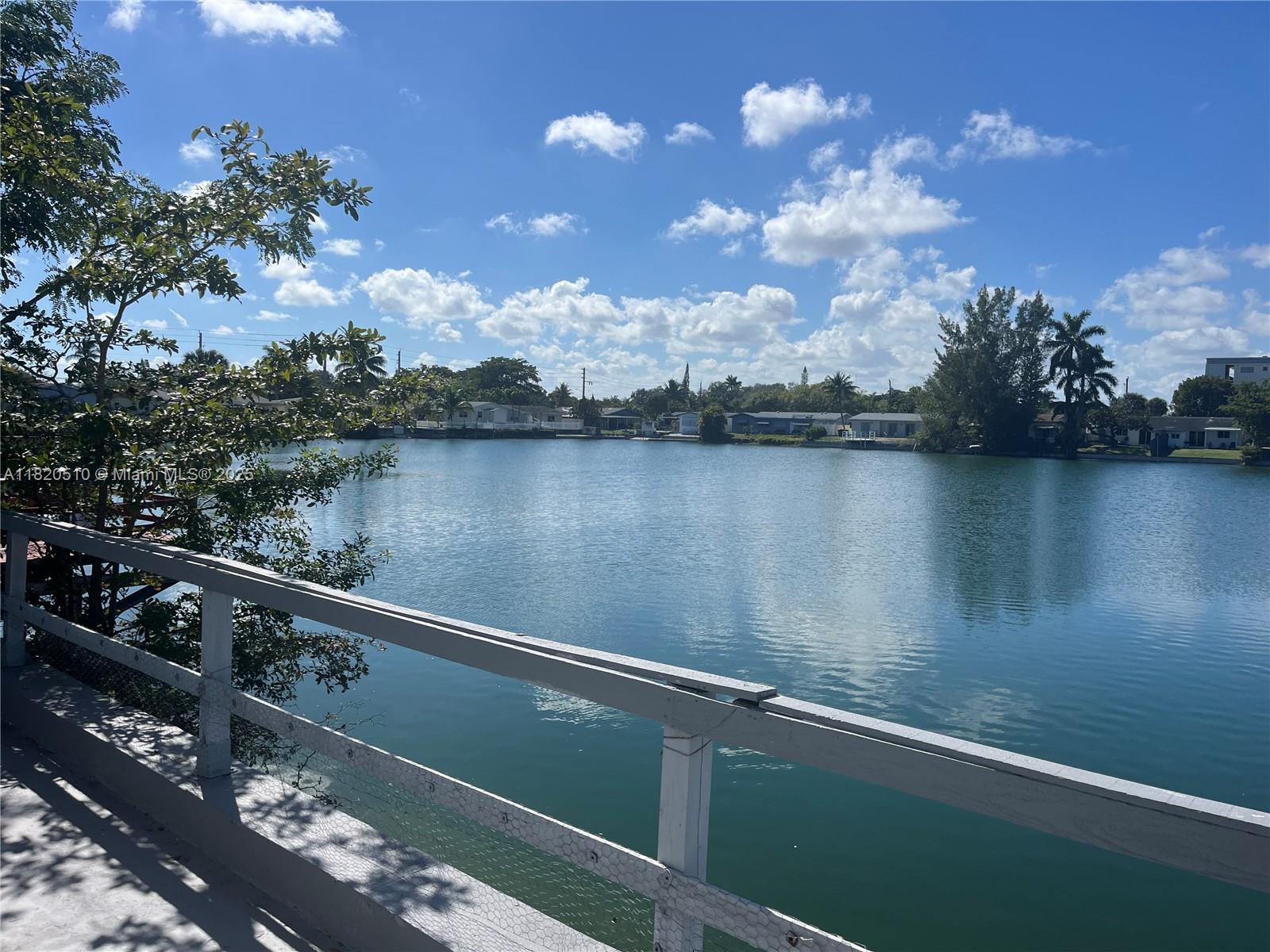 LAKESIDE ESTATES NO 2 - Residential Income