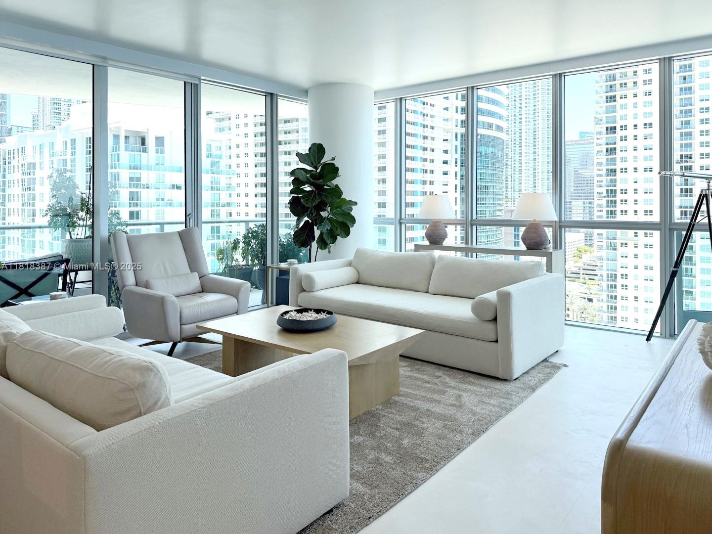 JADE RESIDENCES AT BRICKE - Residential
