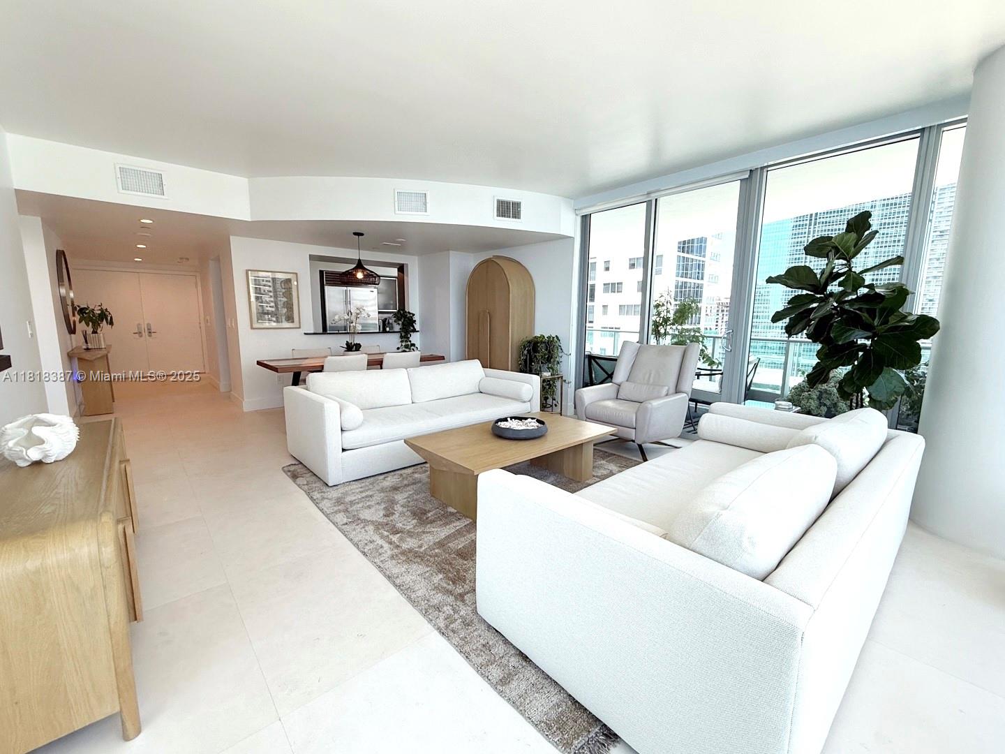 JADE RESIDENCES AT BRICKE - Residential