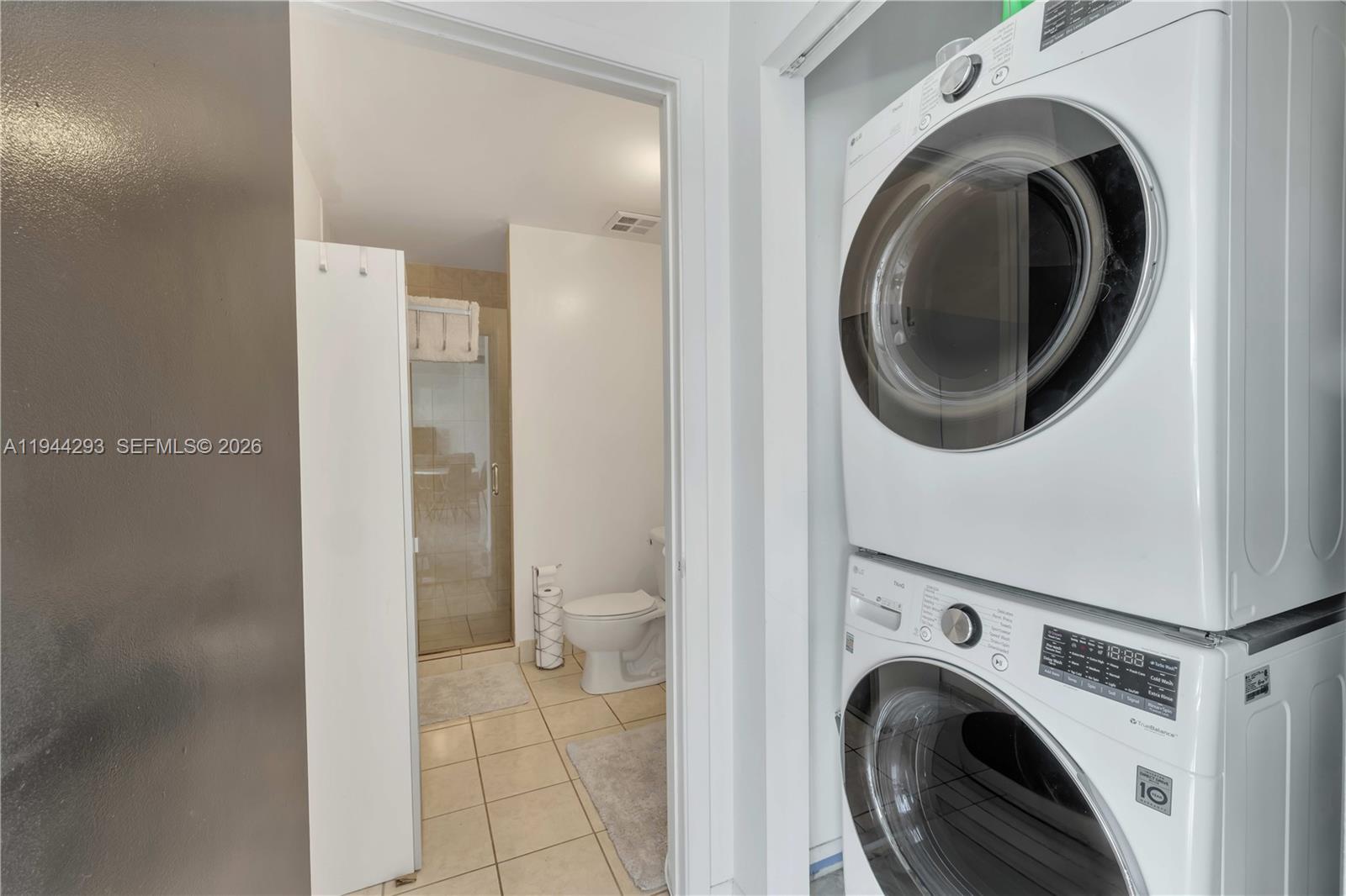 NEO CONDO - Residential