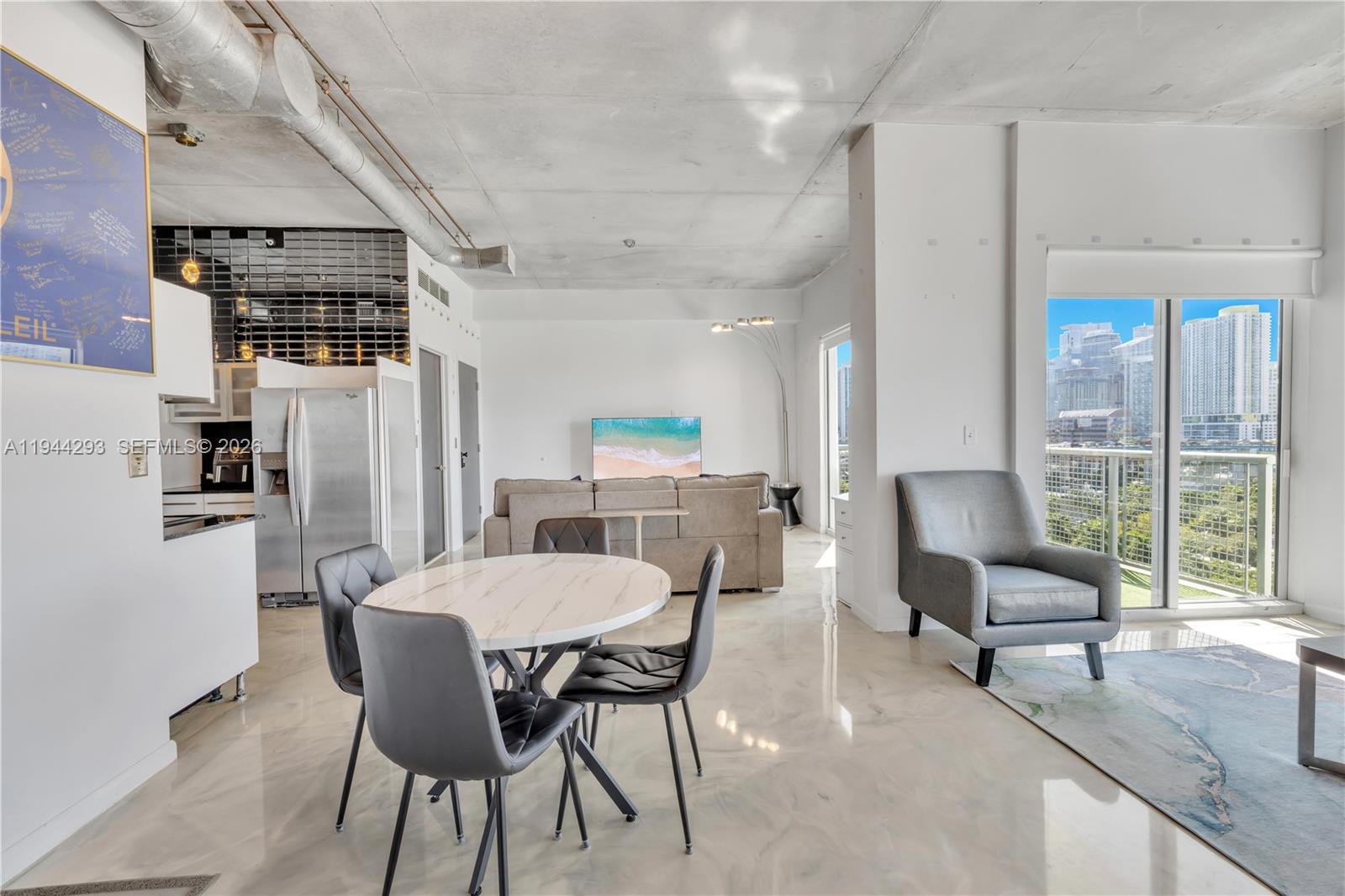 NEO CONDO - Residential