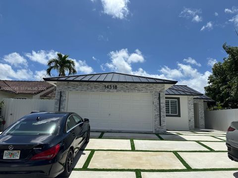 14318 SW 183rd St Miami FL 33177