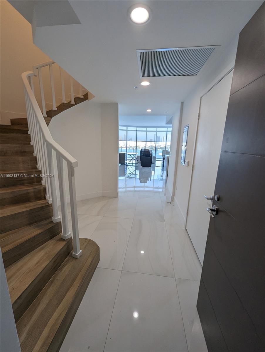 MARINA PALMS RESIDENCES S - Residential Lease