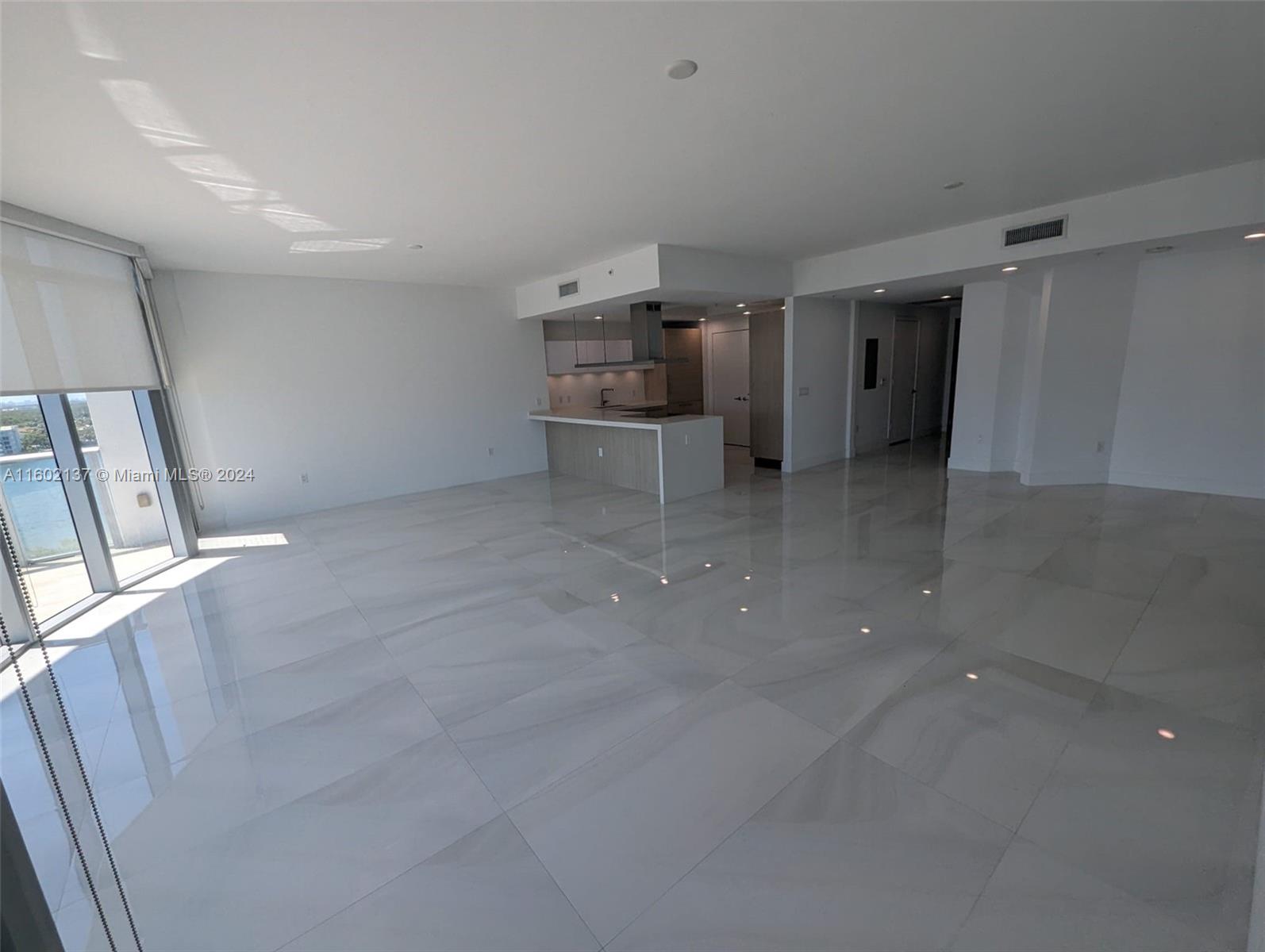 MARINA PALMS RESIDENCES S - Residential Lease