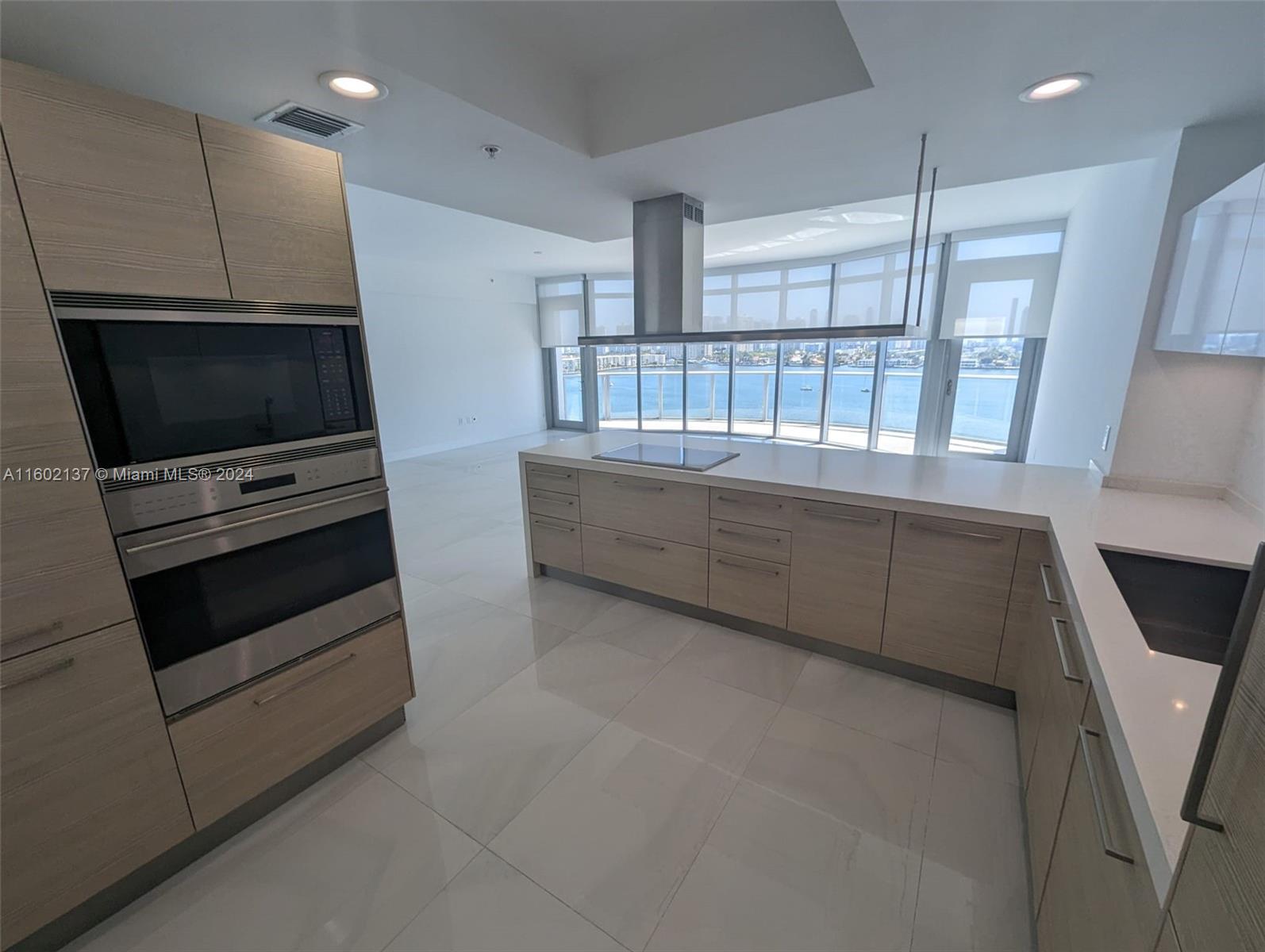 MARINA PALMS RESIDENCES S - Residential Lease