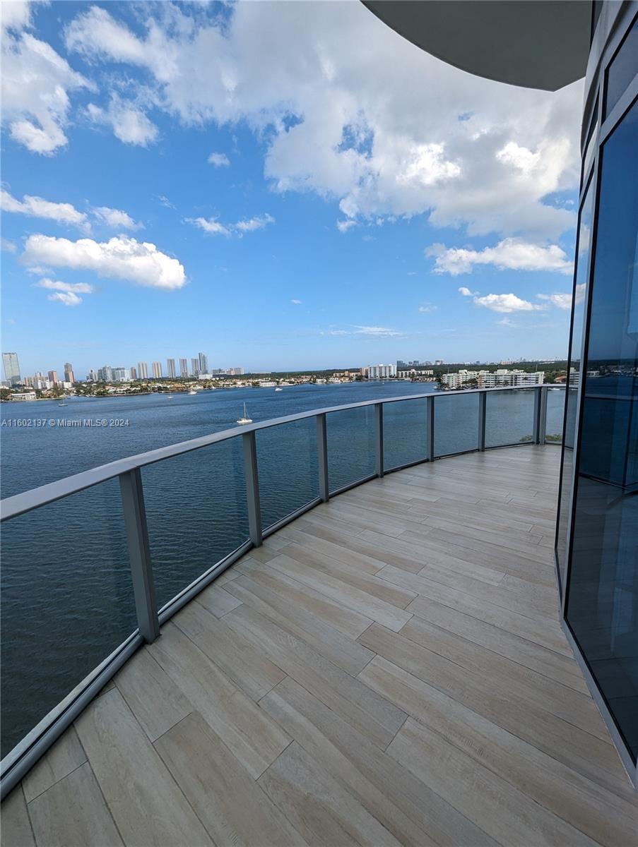 MARINA PALMS RESIDENCES S - Residential Lease