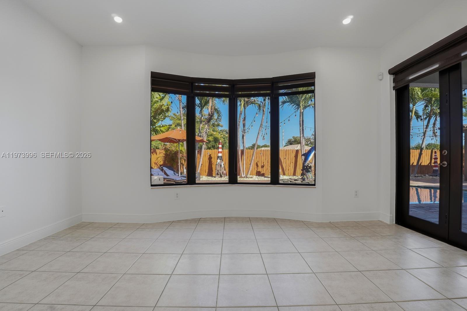 PRIMAVERA 1ST ADDN - Residential Lease