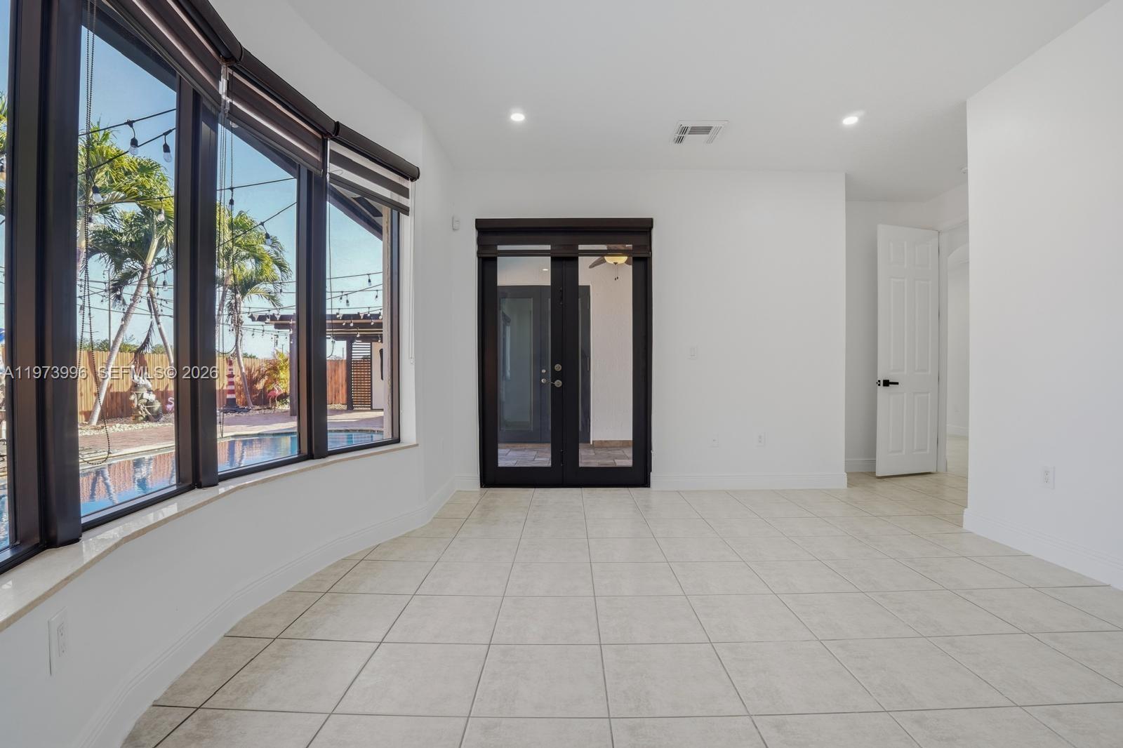 PRIMAVERA 1ST ADDN - Residential Lease