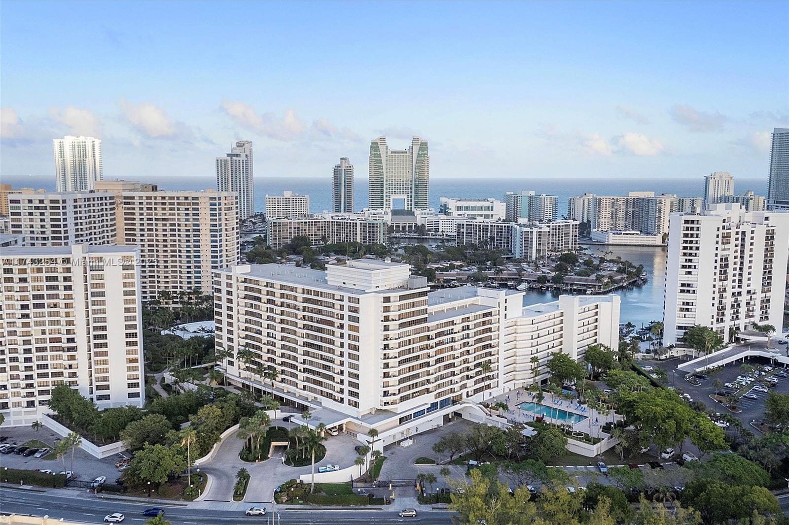 Welcome to this beautiful 2-bedroom, 2-bathroom, 1,400 Sq Ft condo in the highly sought-after Olympus complex. Enjoy the lifestyle with amenities including tennis courts, a marina, 24-hour security, BBQ area, valet services, and in-house management. Stay fit with the state-of-the-art fitness center and relax amidst the stunning grounds. This prime location offers excellent proximity to the beach, shopping, and airports, providing the perfect balance of comfort and convenience. Whether you're looking to entertain or unwind, this condo is ideal for those who appreciate a luxurious living experience.