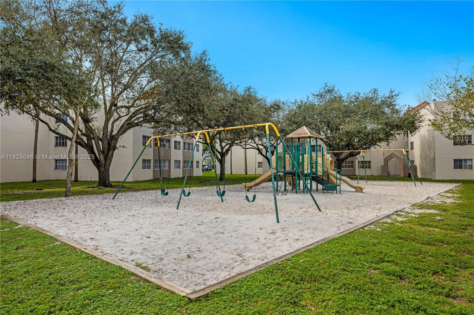 MIRASSOU CONDO - Residential