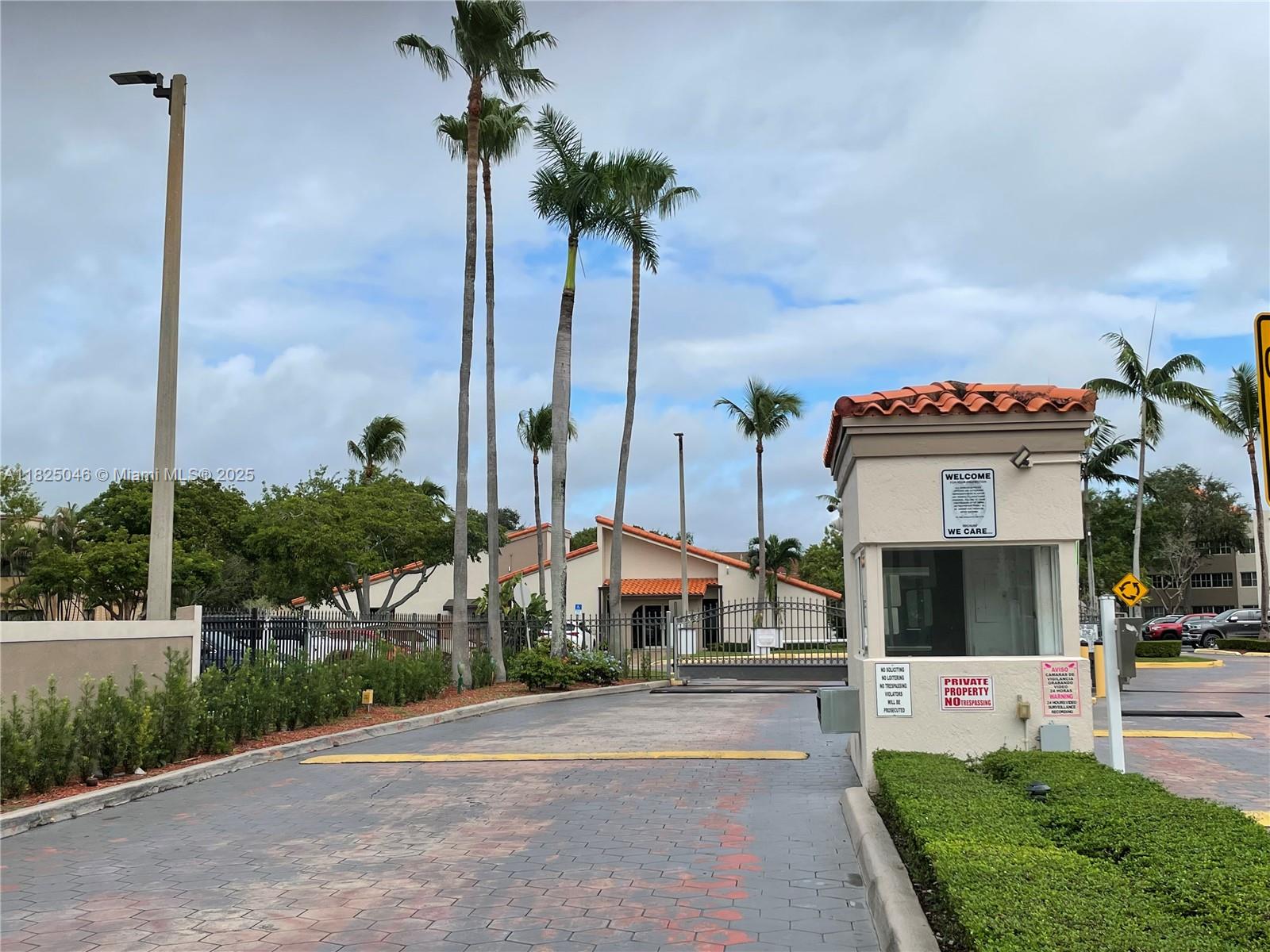 6135 NW 186th St 201, Hialeah, FL, 33015/$290,000 1 6135 NW 186th St 201