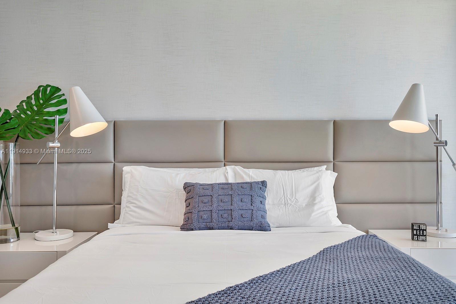 ONE BAY HARBOR CONDO - Residential