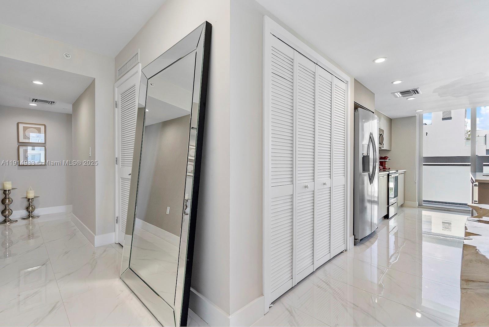 ONE BAY HARBOR CONDO - Residential