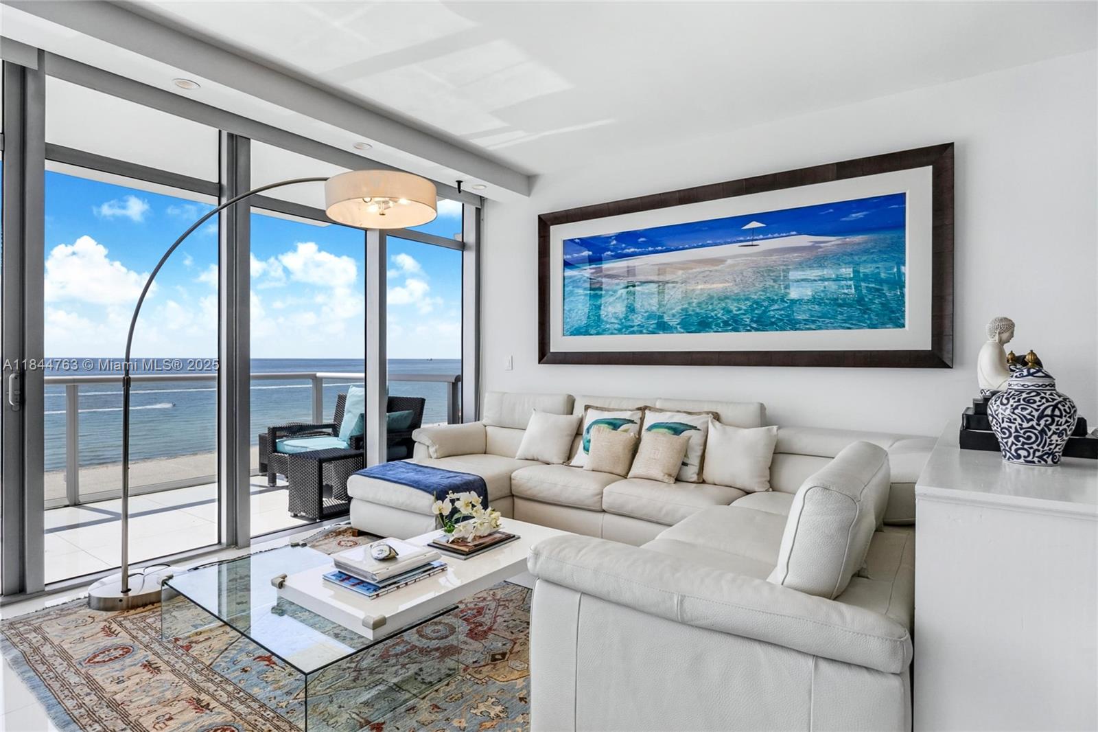 3737 Collins Ave S-801, Miami Beach, FL, 33140/$4,950,000 3 3737 Collins Ave S-801
