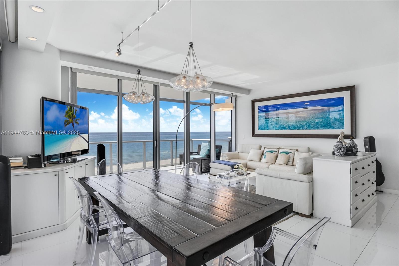 3737 Collins Ave S-801, Miami Beach, FL, 33140/$4,950,000 2 3737 Collins Ave S-801