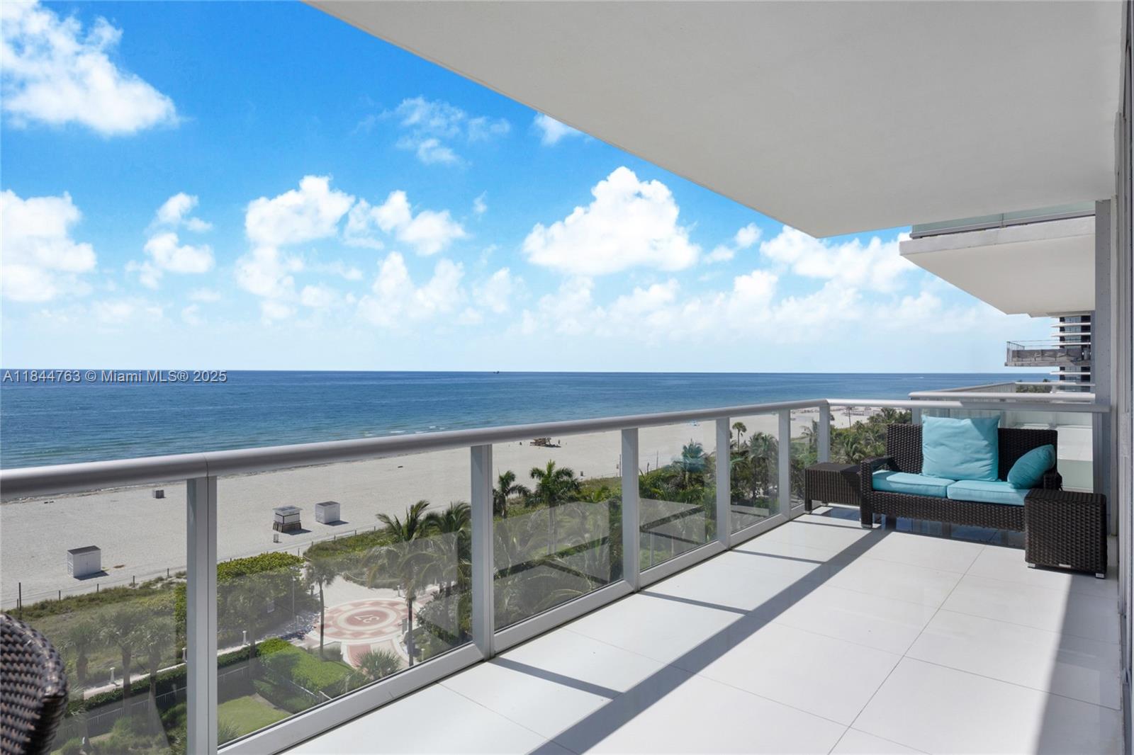 THE CARIBBEAN CONDO - Residential