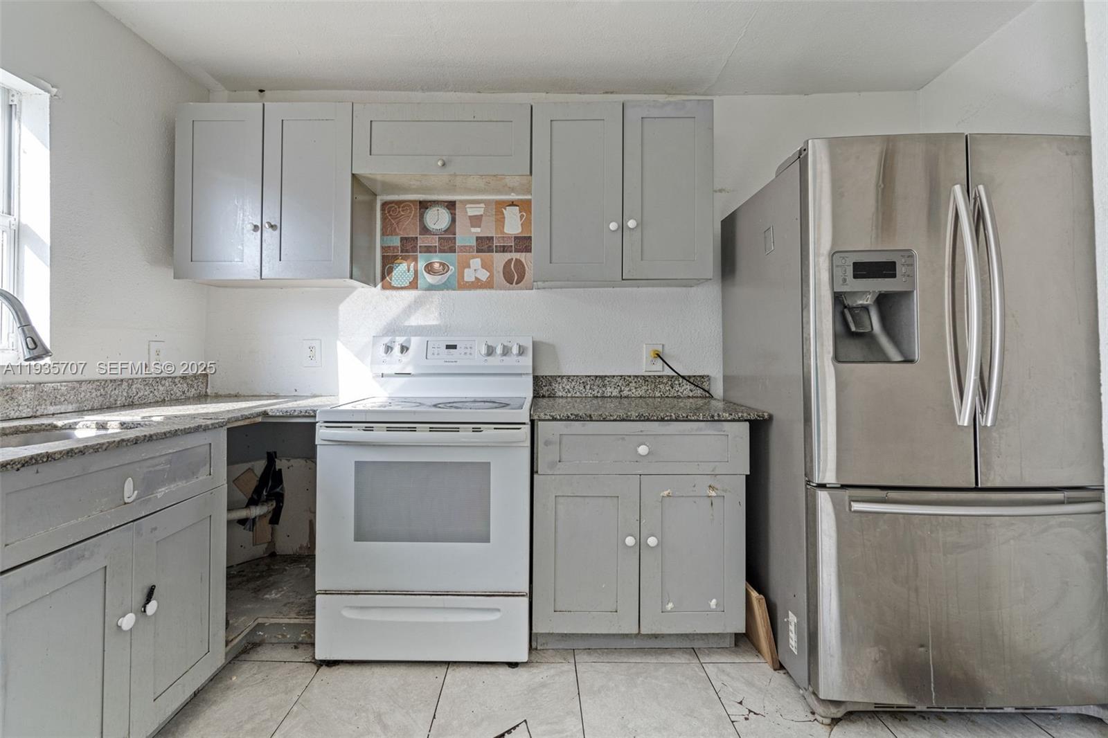 CORAL COURT - Residential Income