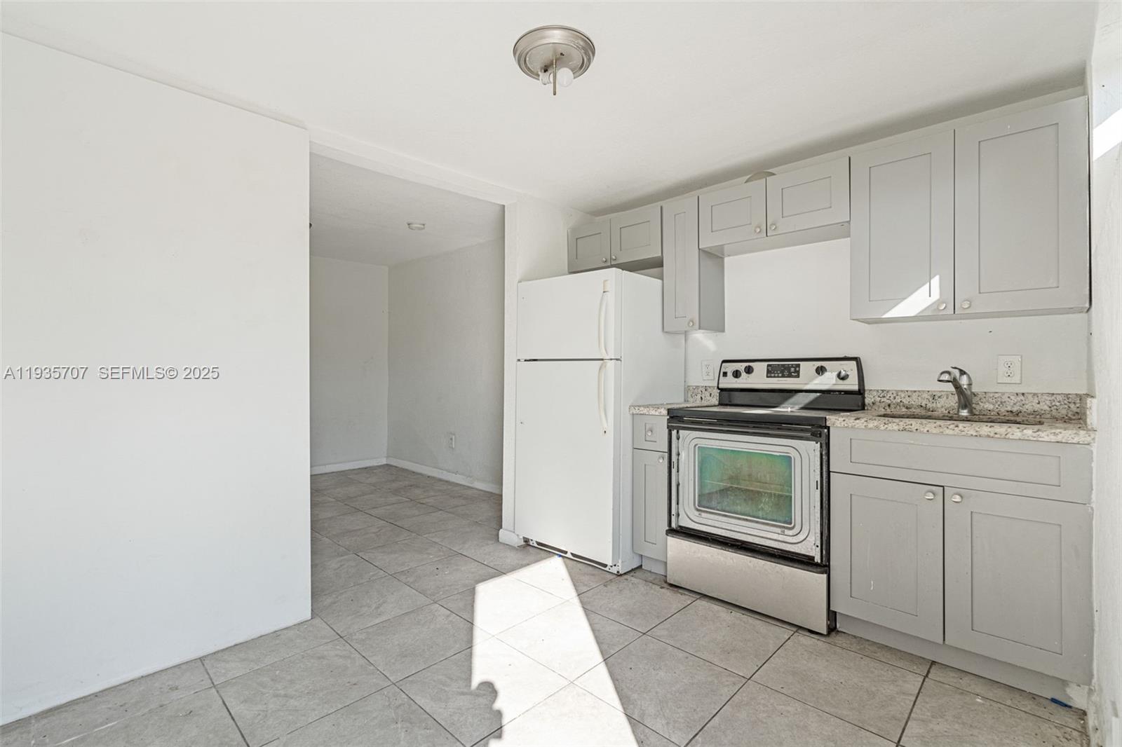 CORAL COURT - Residential Income