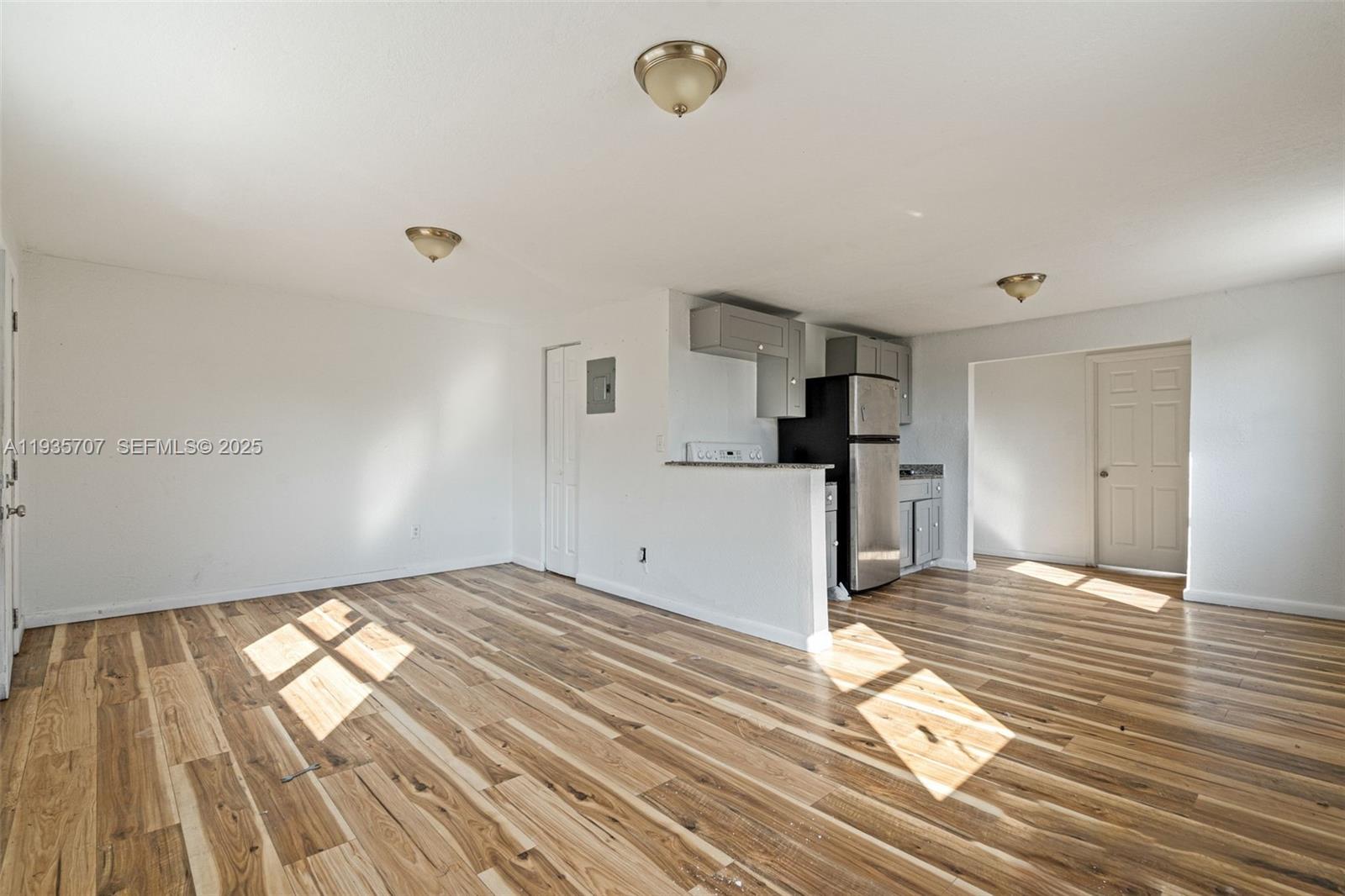 CORAL COURT - Residential Income