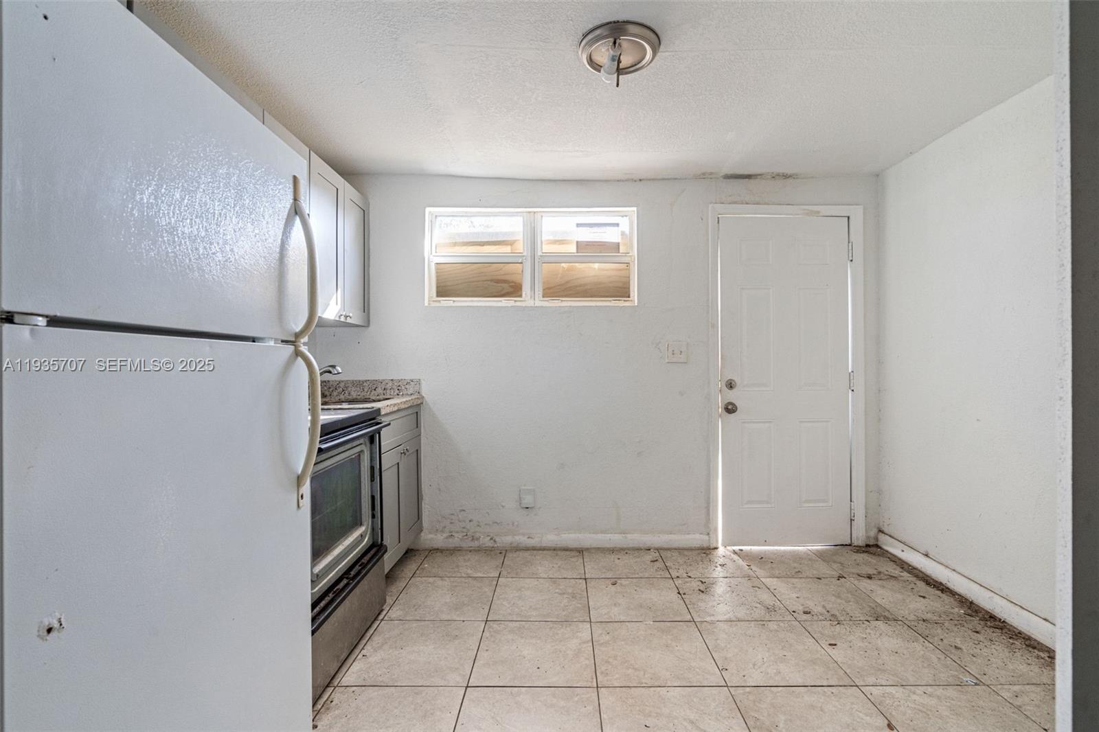 CORAL COURT - Residential Income