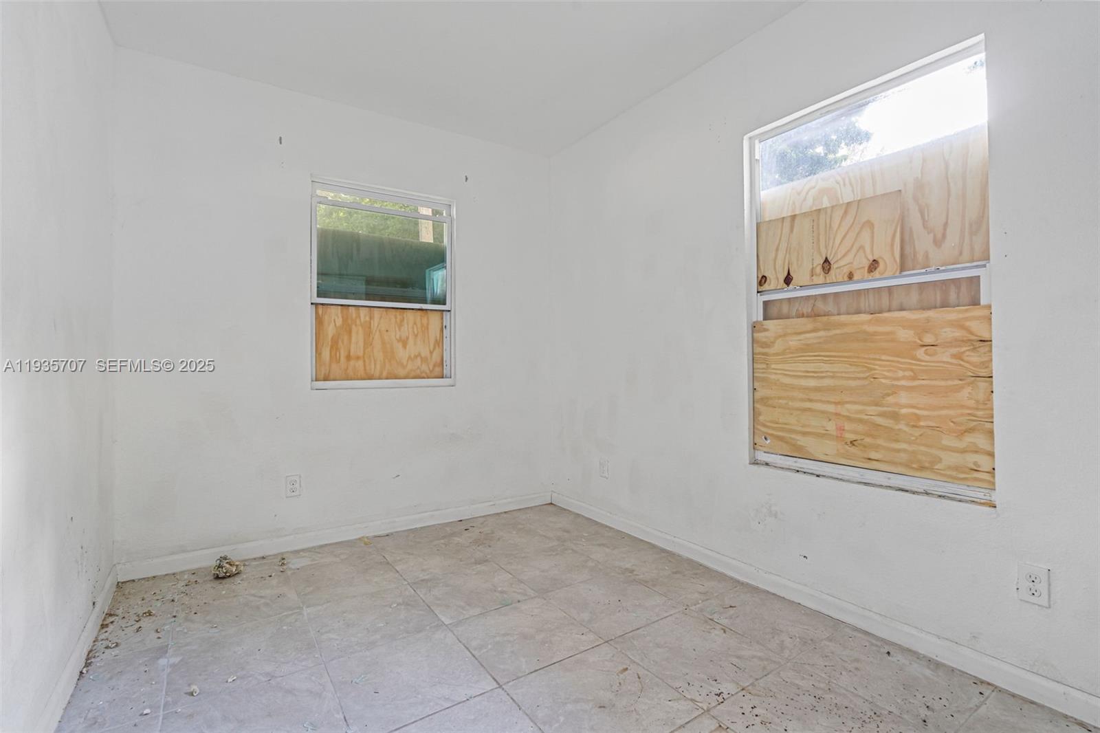 CORAL COURT - Residential Income