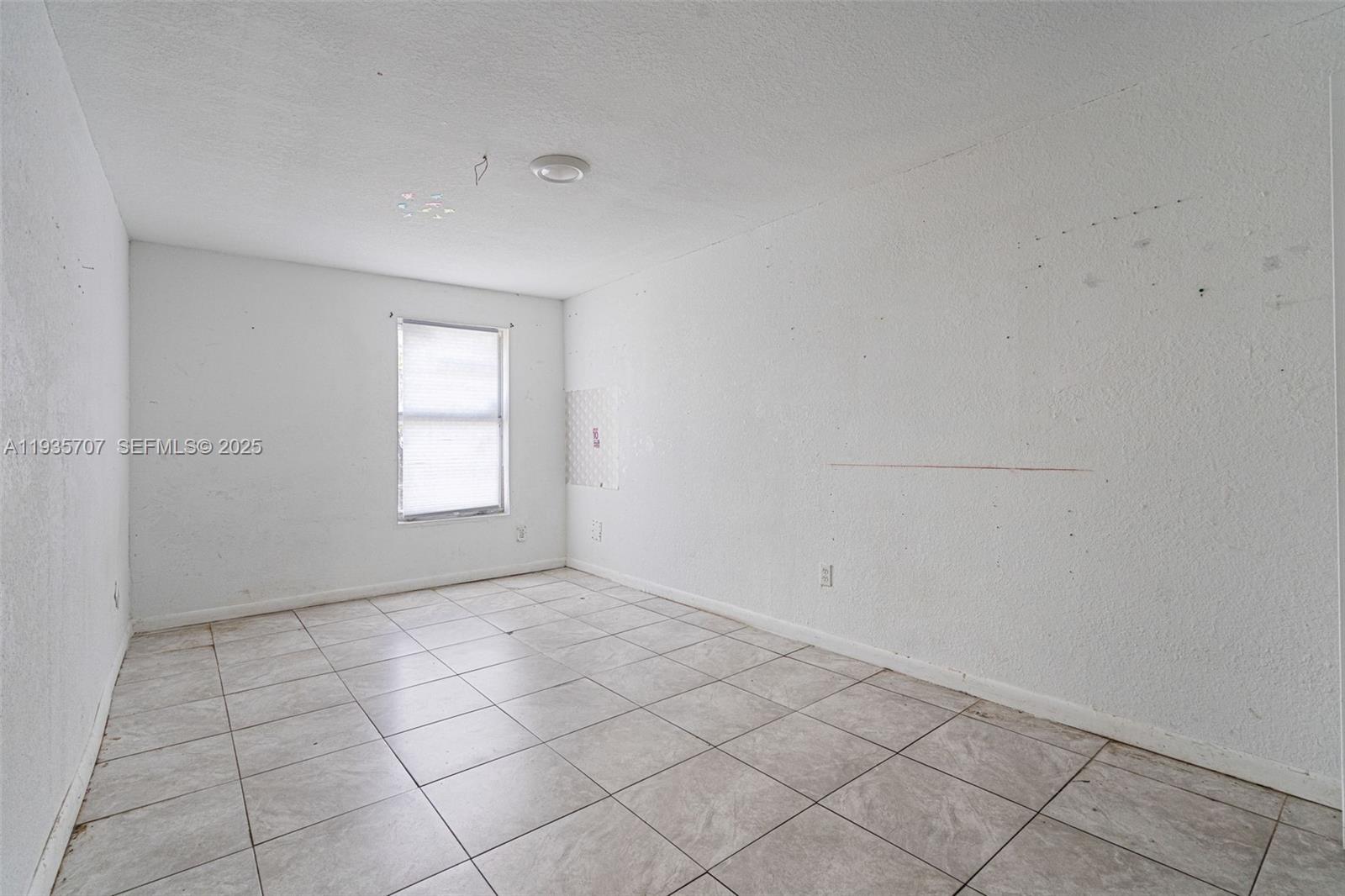 CORAL COURT - Residential Income