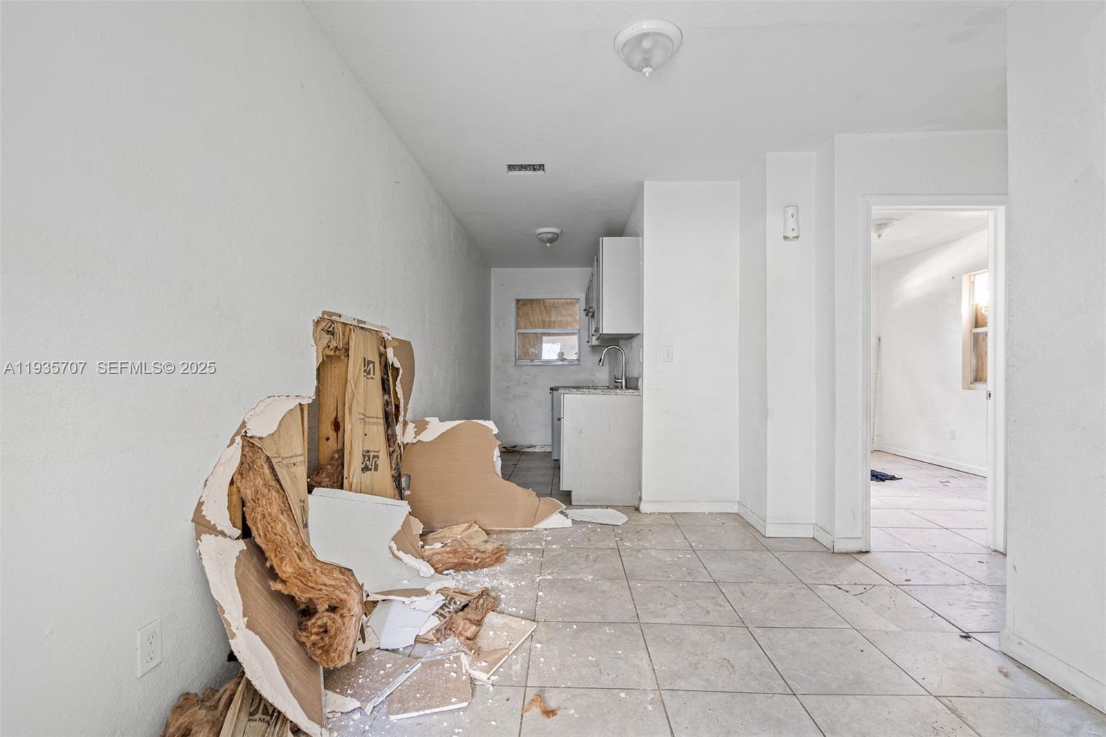 CORAL COURT - Residential Income