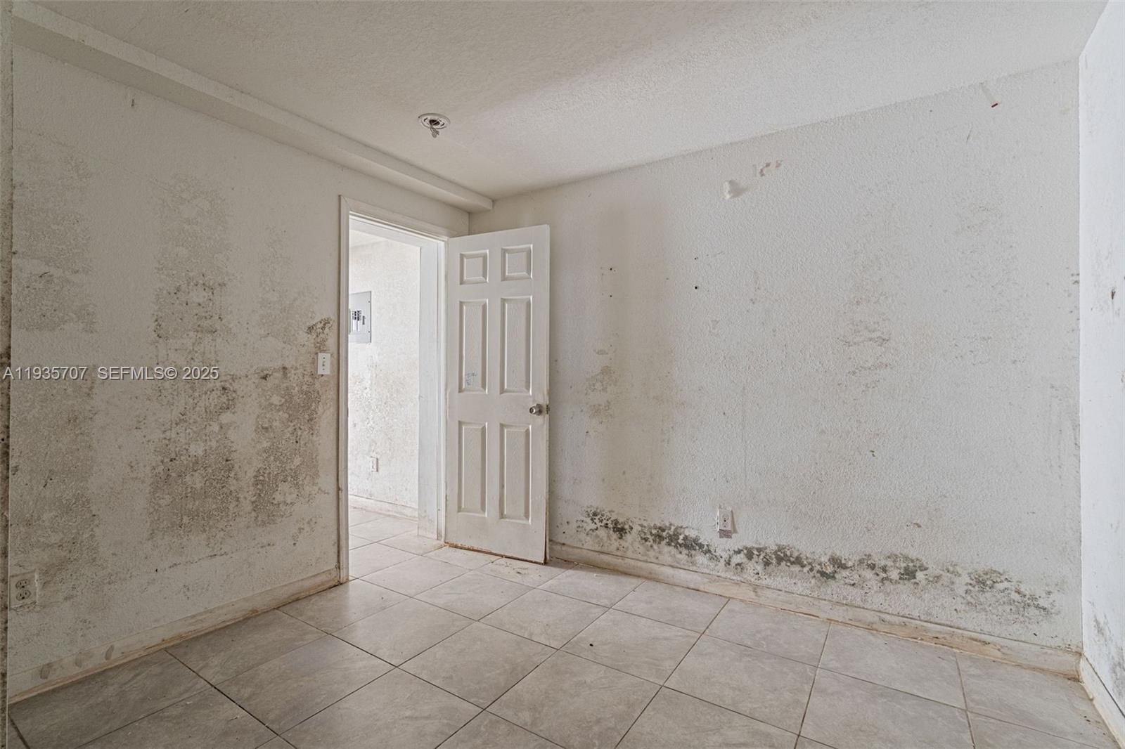 CORAL COURT - Residential Income