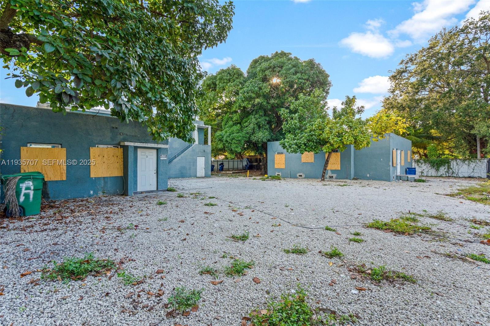 CORAL COURT - Residential Income