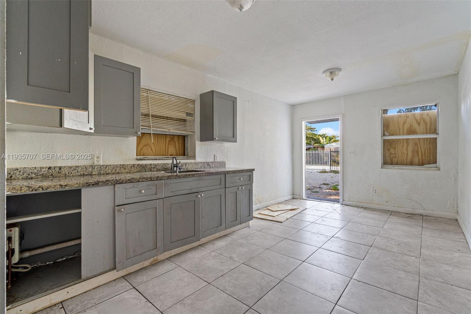 CORAL COURT - Residential Income