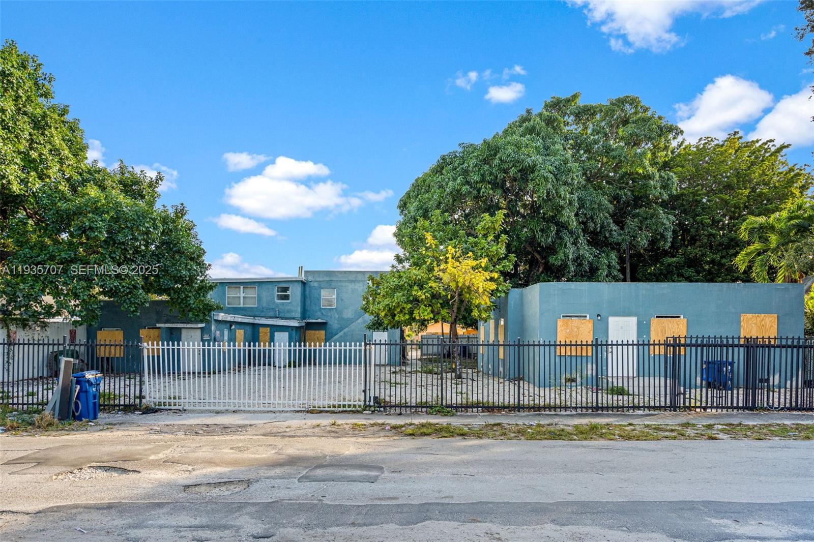 CORAL COURT - Residential Income