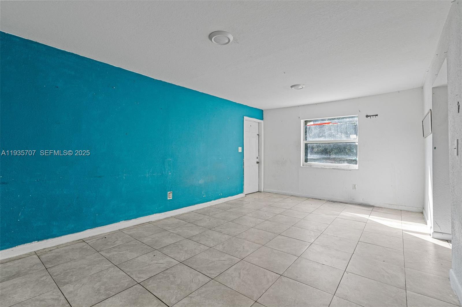 CORAL COURT - Residential Income