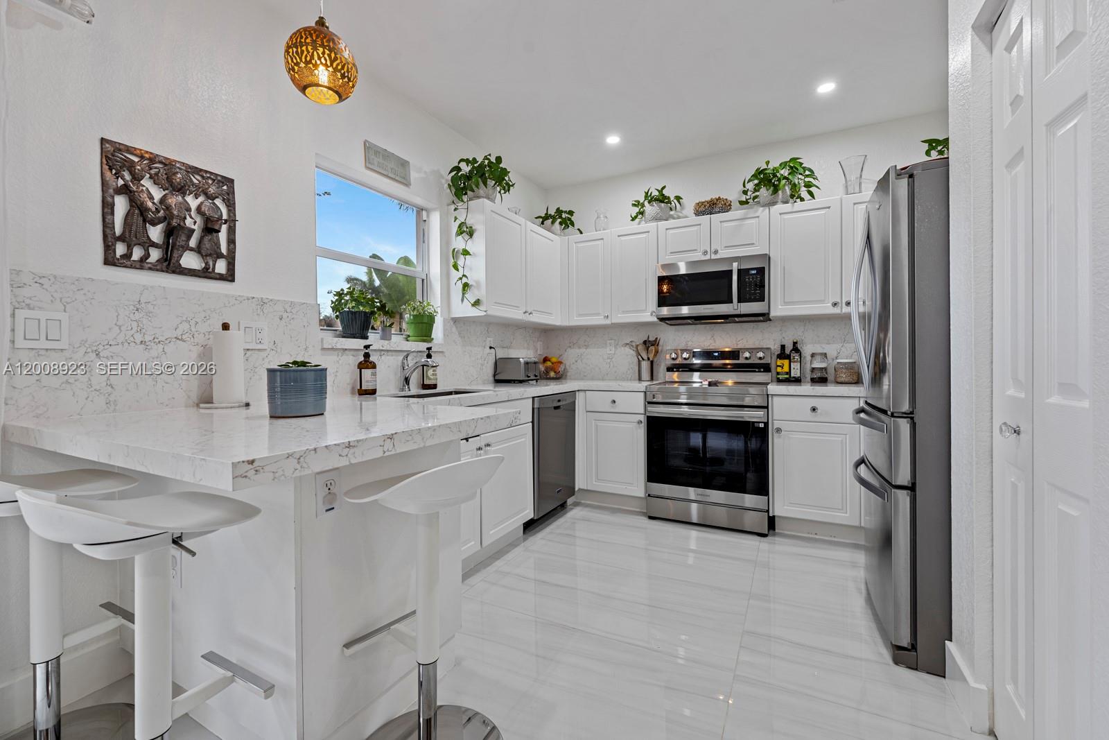 LAKES BY THE BAY CEE - Residential